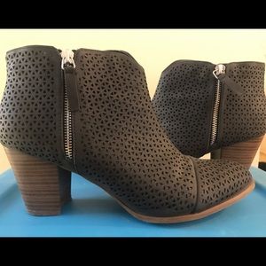 Women’s Black Boots